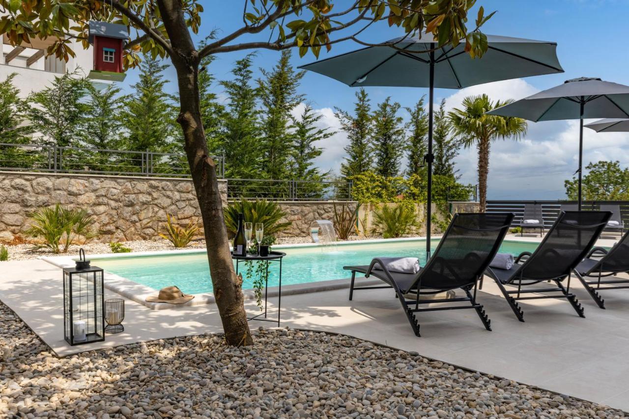 Villa Adriatic, Apartment Chiara With Sea View And Heated Swimming Pool, Free Private Parking, Icici Exterior photo